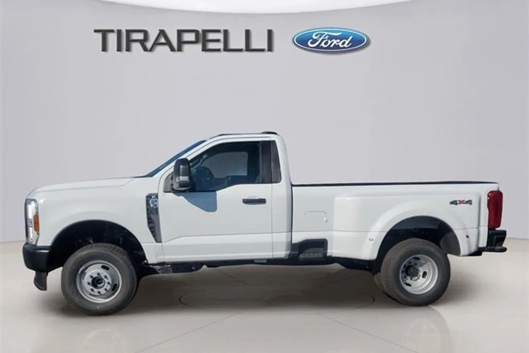 2026 Ford F-350 photo 1