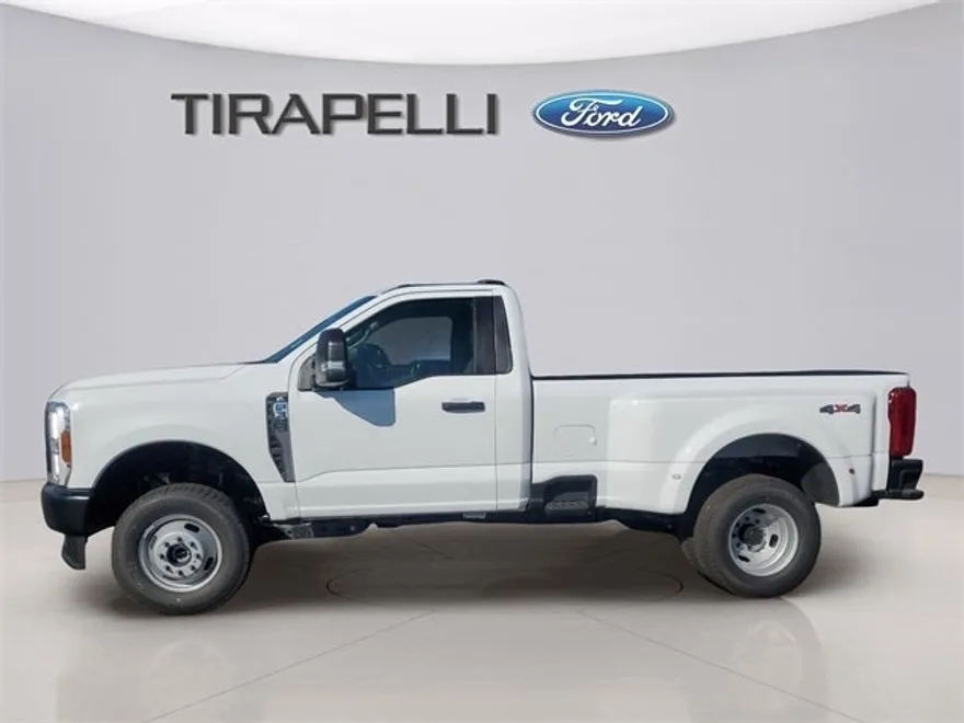 2026 Ford F-350 photo 1