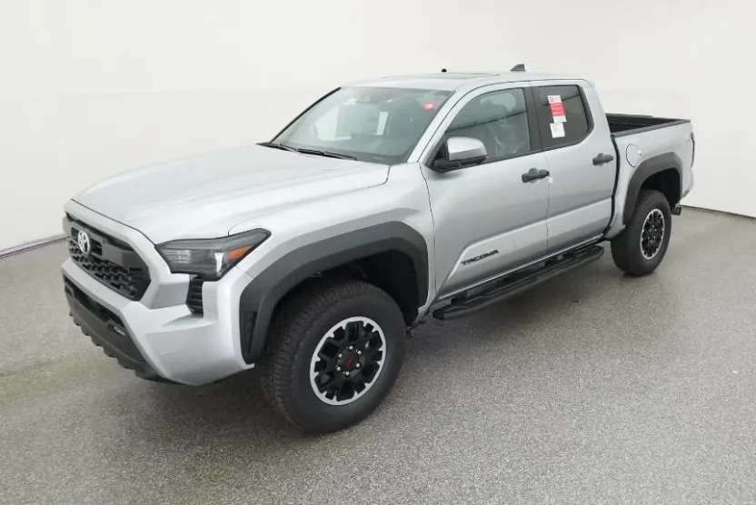 2025 Toyota Tacoma TRD Off-Road Double Cab photo 1