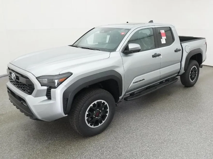 2025 Toyota Tacoma TRD Off-Road Double Cab photo 1