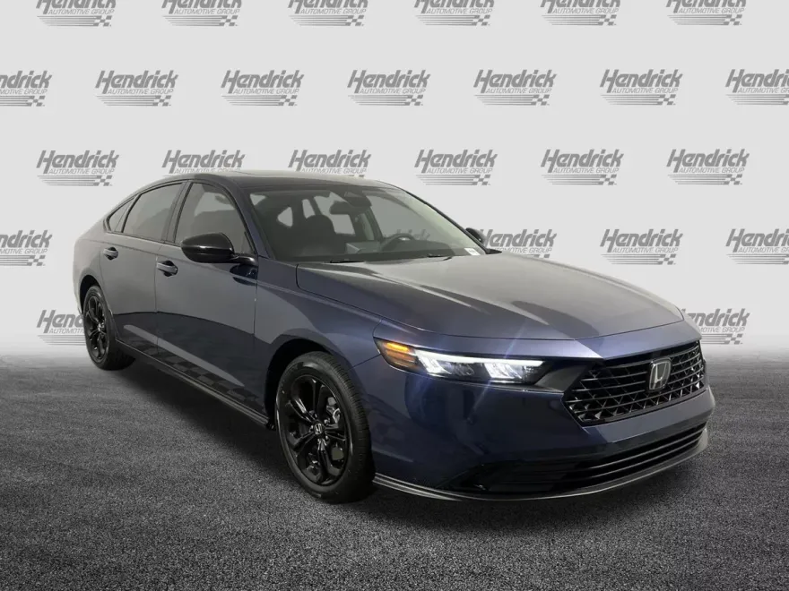 2025 Honda Accord SE photo 1
