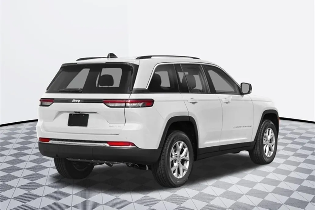 2025 Jeep Grand Cherokee Laredo photo 1