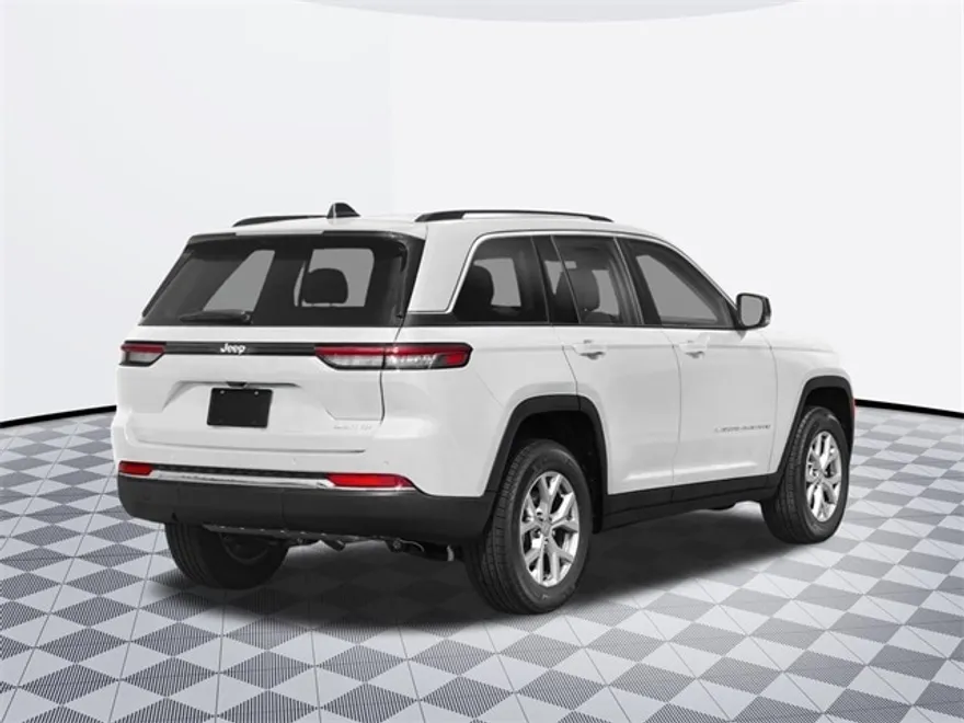 2025 Jeep Grand Cherokee Laredo photo 1