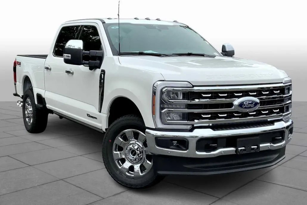 2025 Ford F-250 Lariat photo 1
