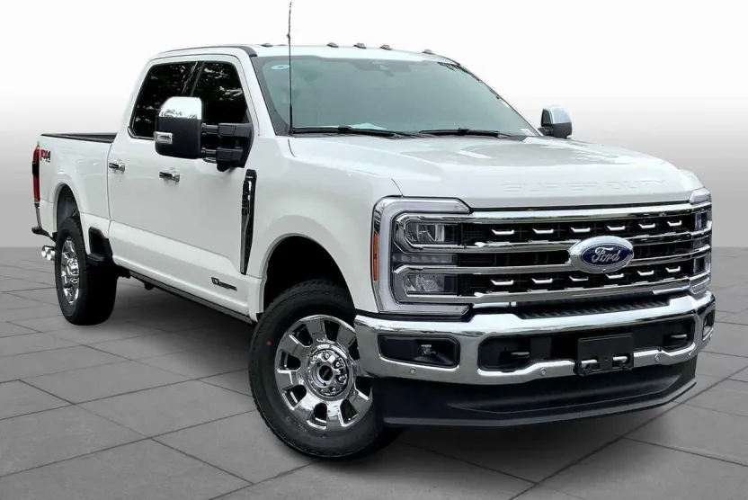 2025 Ford F-250 Lariat photo 1