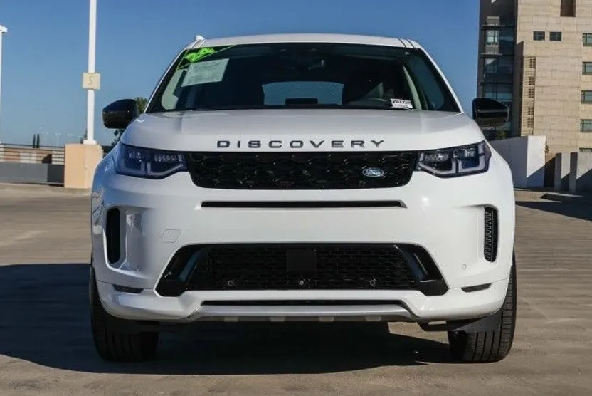 2024 Land Rover Discovery Sport S photo 1
