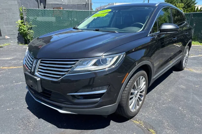2015 Lincoln MKC photo 1
