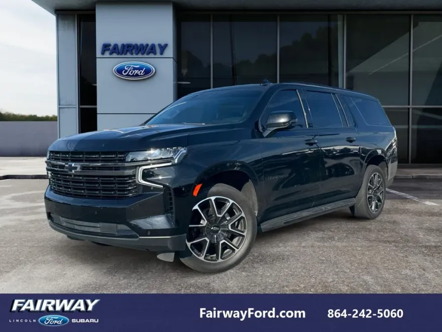 2022 Chevrolet Suburban RST photo 1