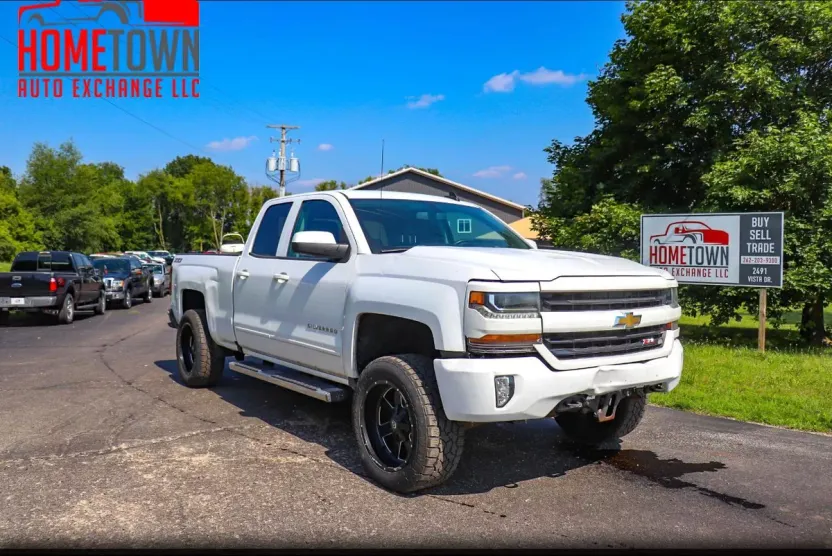 2017 Chevrolet Silverado 1500 photo 1