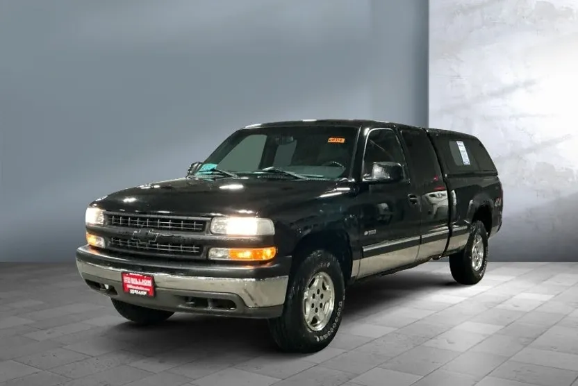 1999 Chevrolet Silverado 1500 LS photo 1