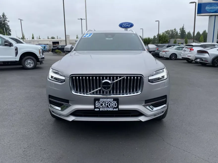 2023 Volvo XC90 Ultimate photo 1