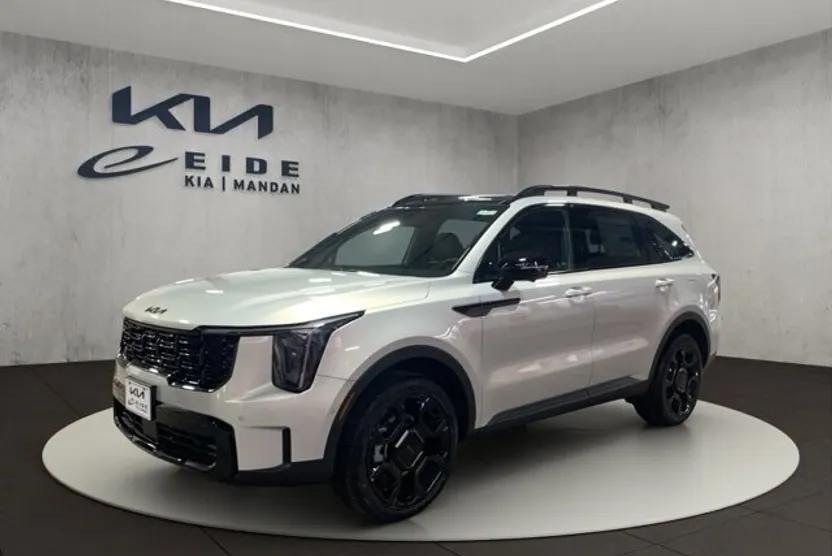 2026 Kia Sorento X-Line photo 1