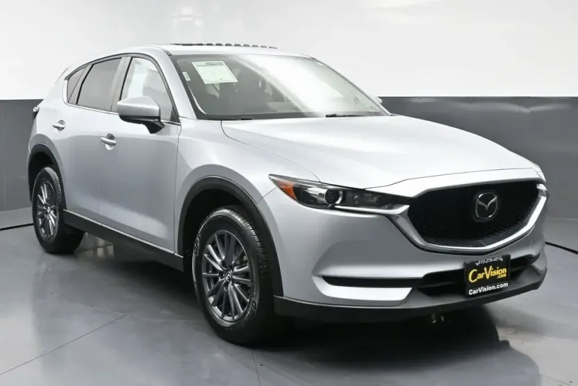 2021 Mazda CX-5 Touring photo 1