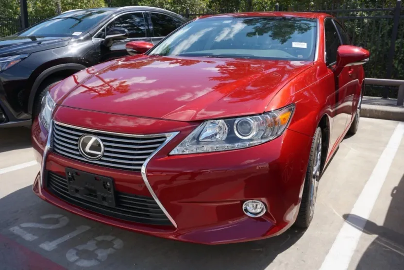 2014 Lexus ES 350 photo 1