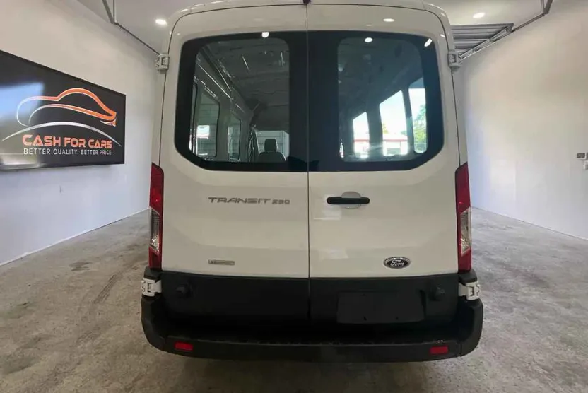 2015 Ford Transit Van photo 1
