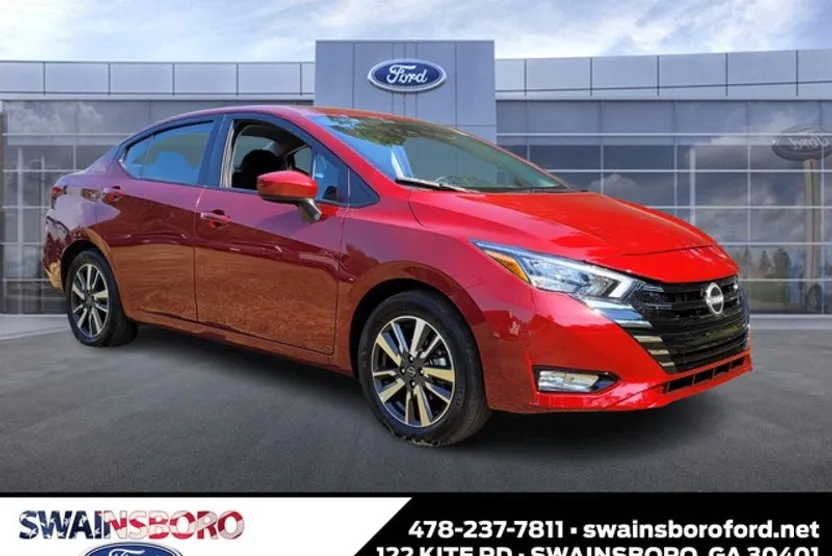 2025 Nissan Versa SV photo 1