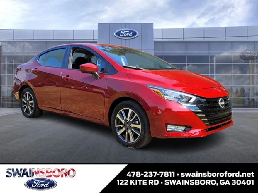 2025 Nissan Versa SV photo 1