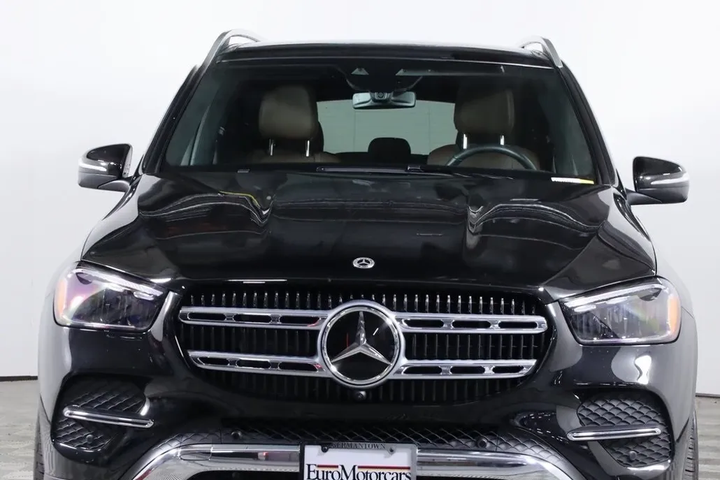 2025 Mercedes Benz GLE 450e 4MATIC photo 1