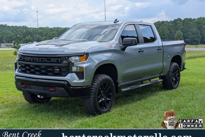 2024 Chevrolet Silverado 1500 Custom Trail Boss photo 1
