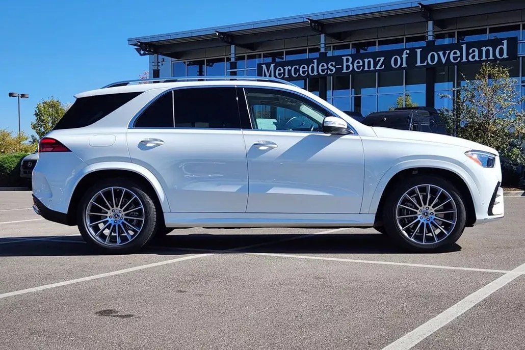 2025 Mercedes Benz GLE 350 4MATIC photo 1