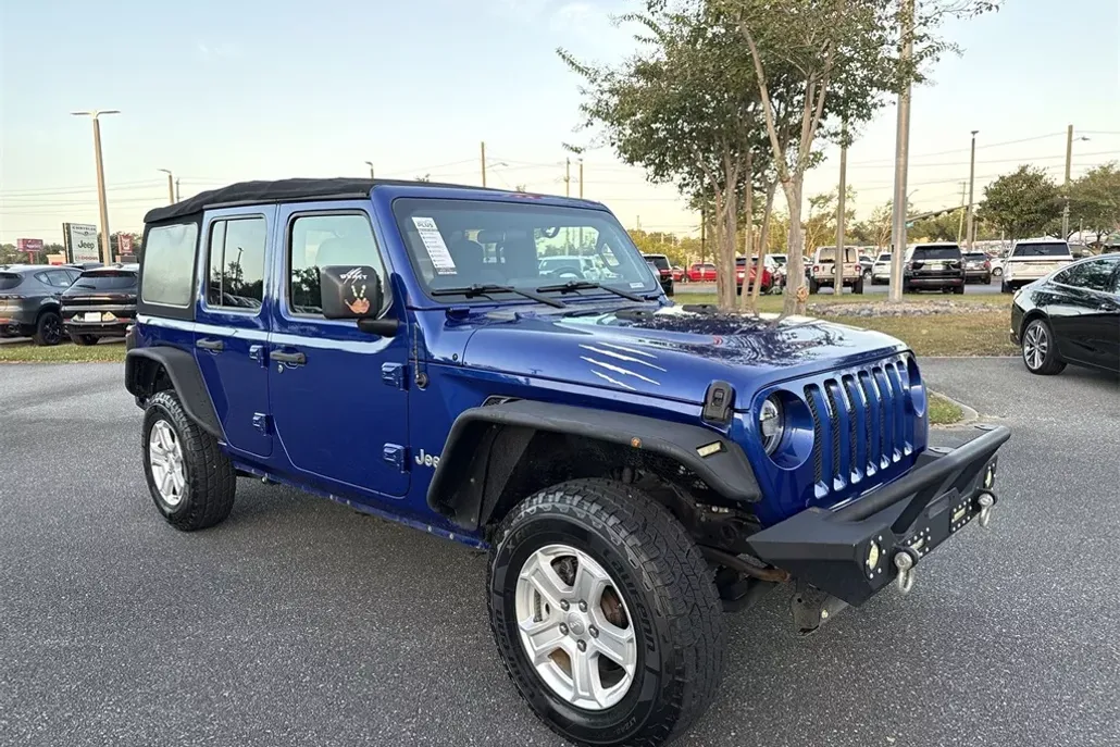 2018 Jeep Wrangler Unlimited Sport S photo 1