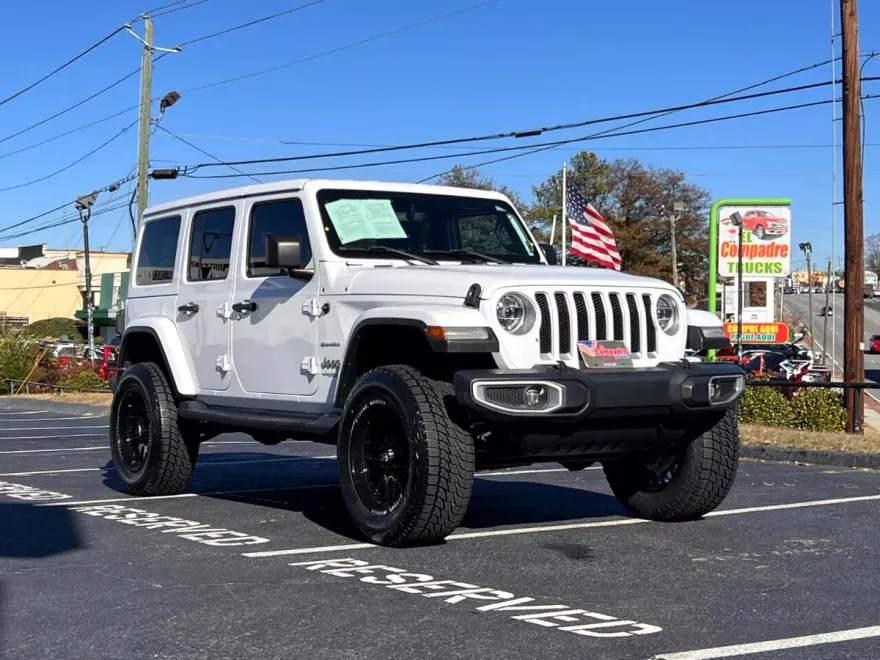 2018 Jeep Wrangler Sahara photo 1