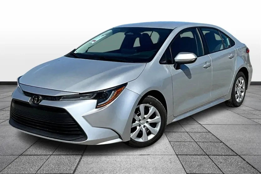 2024 Toyota Corolla LE photo 1