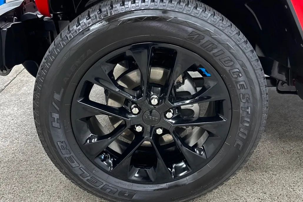 2022 Jeep Wrangler Unlimited Sahara 4xe photo 1