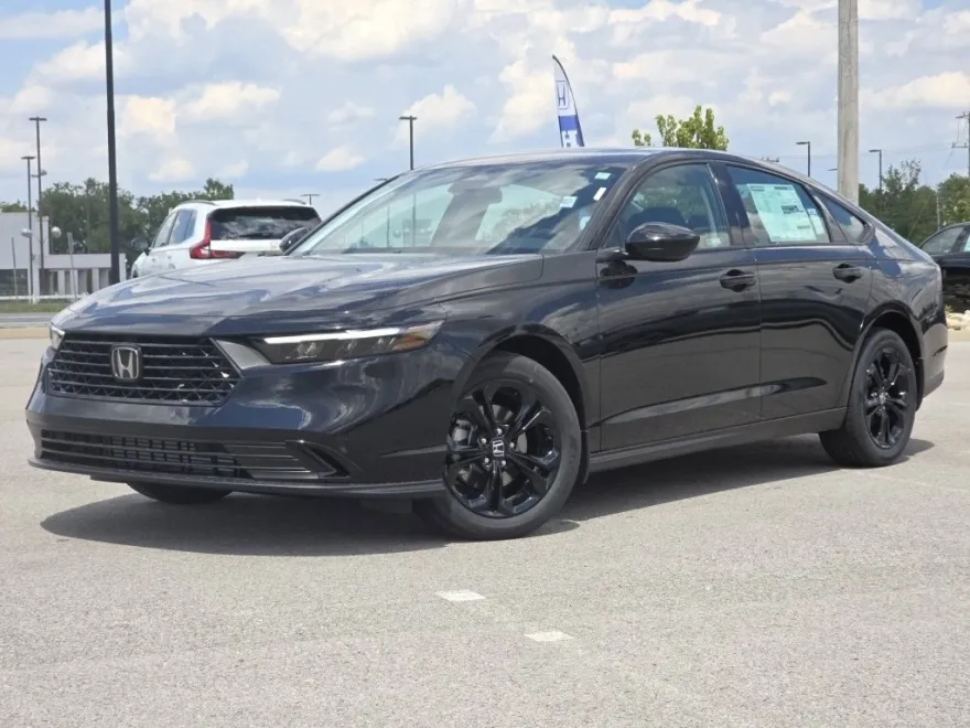 2025 Honda Accord SE photo 1