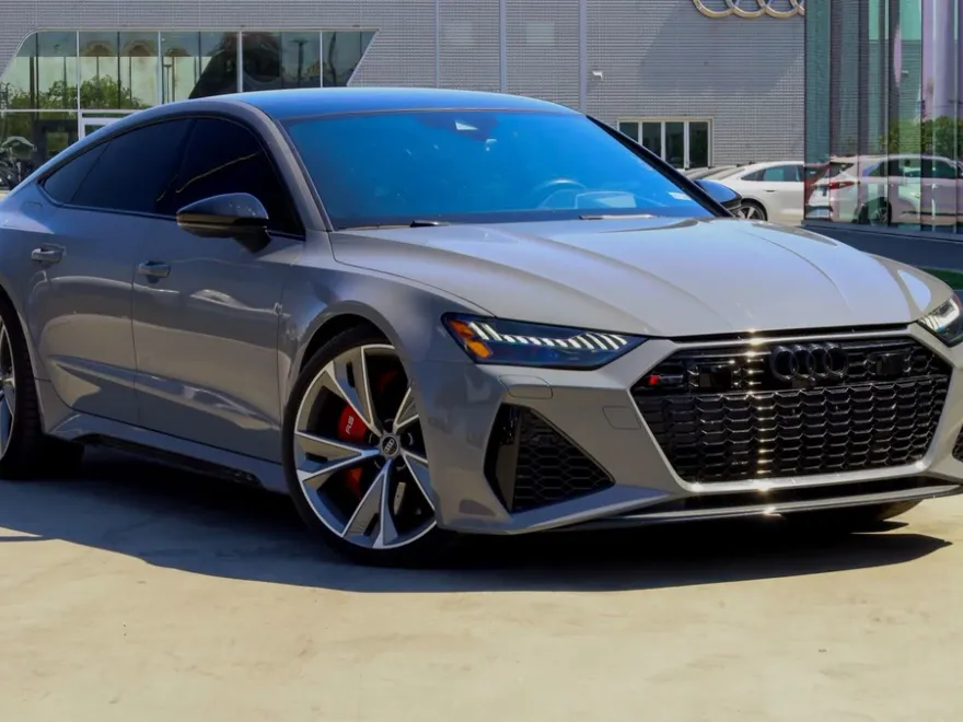2021 Audi RS 7 photo 1