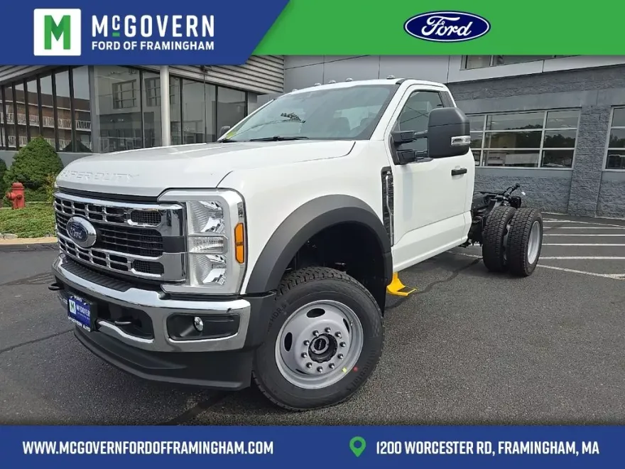 2025 Ford F-550 photo 1