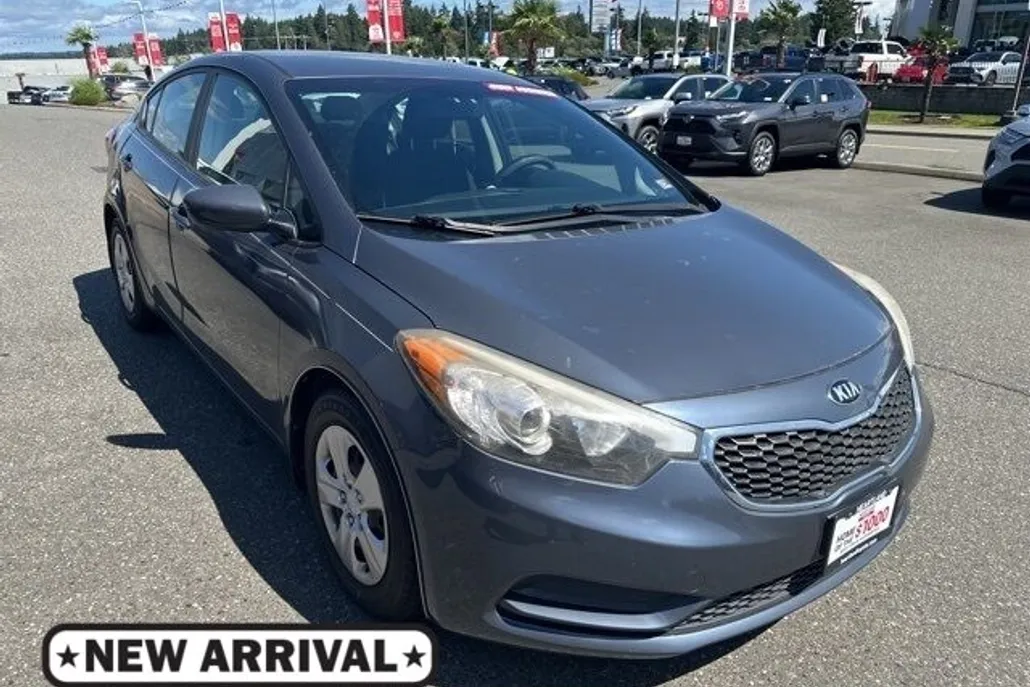 2016 Kia Forte LX photo 1