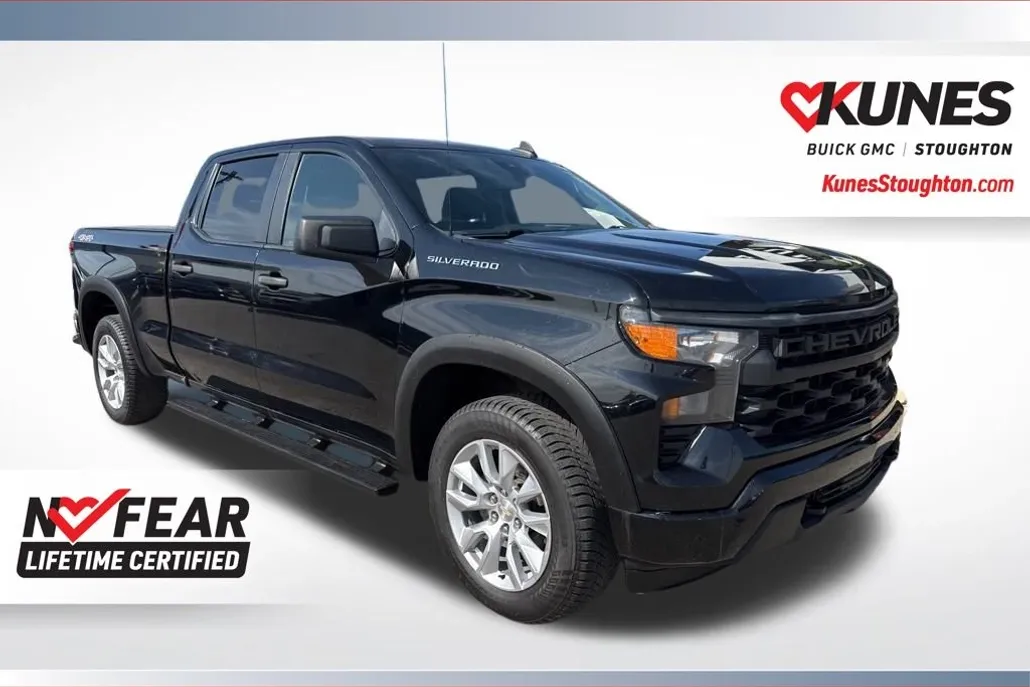 2022 Chevrolet Silverado 1500 Custom photo 1