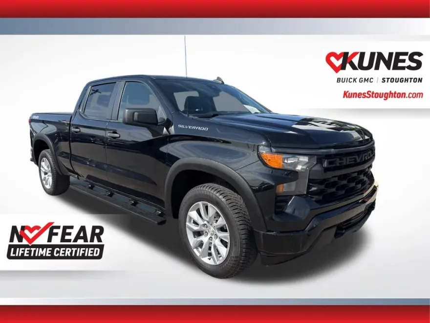 2022 Chevrolet Silverado 1500 Custom photo 1