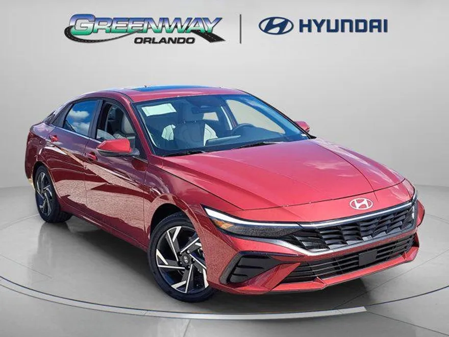 2025 Hyundai Elantra Limited photo 1