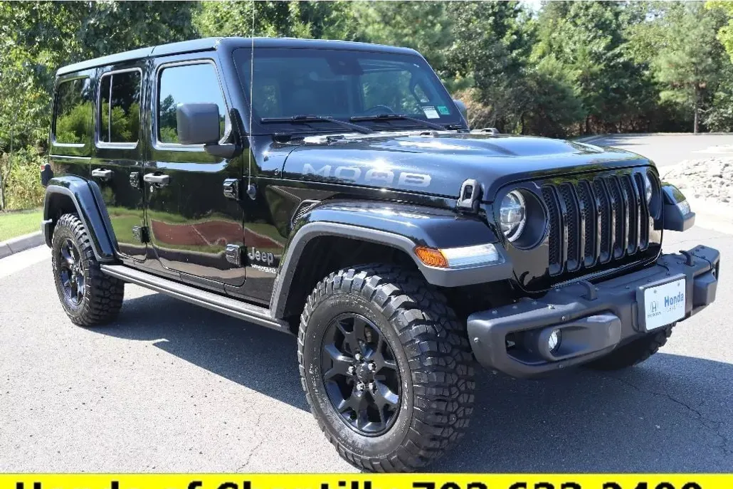 2019 Jeep Wrangler Unlimited Sahara photo 1