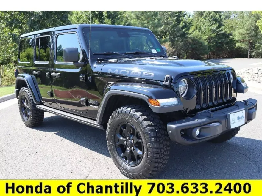 2019 Jeep Wrangler Unlimited Sahara photo 1