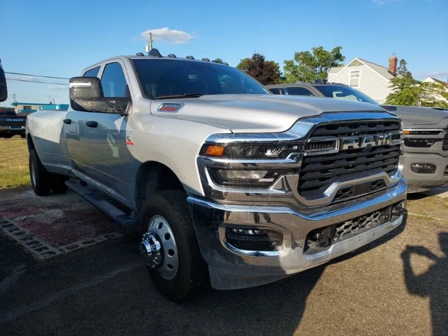 2026 Ram 3500 Tradesman photo 1