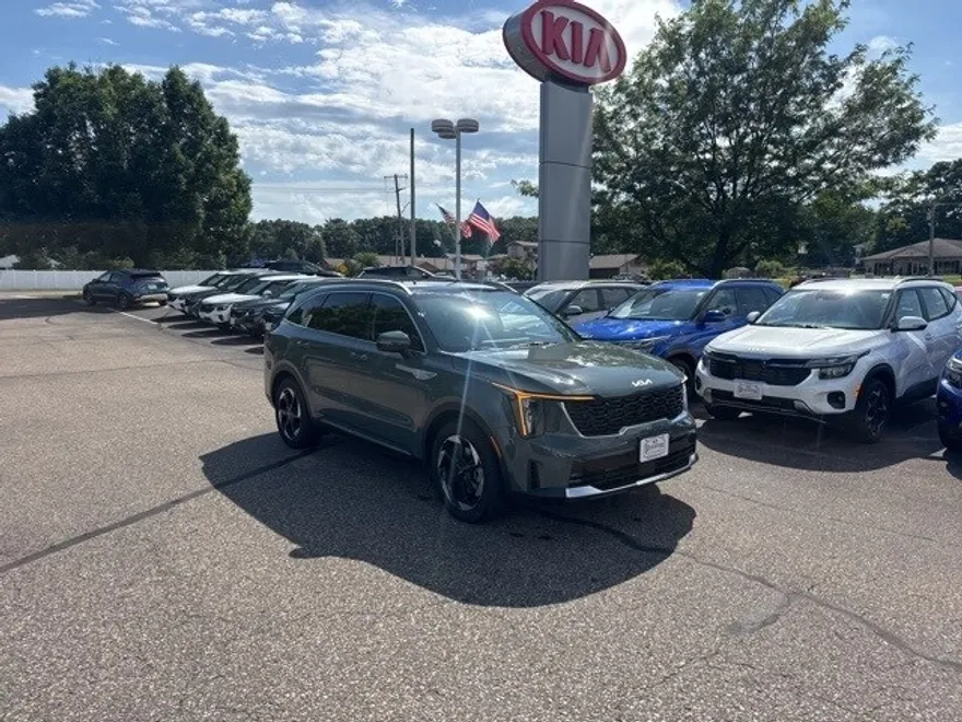 2025 Kia Sorento Hybrid EX photo 1