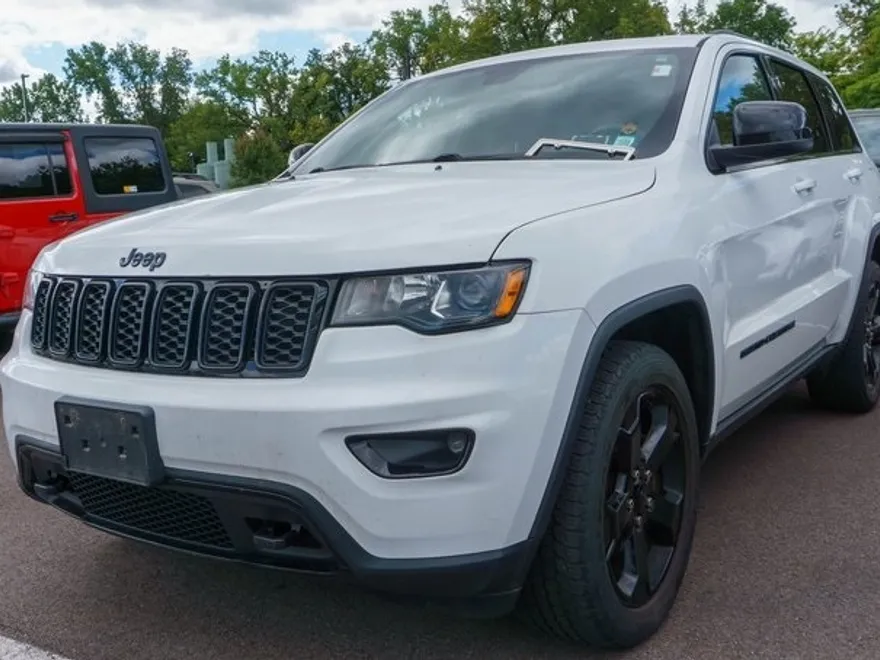2018 Jeep Grand Cherokee Upland photo 1