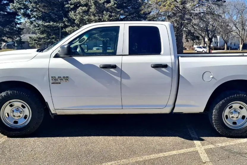 2019 Ram 1500 Classic Tradesman photo 1