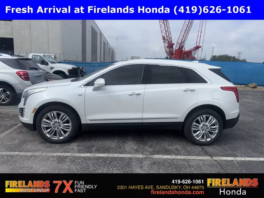 2017 Cadillac XT5 Premium Luxury photo 1