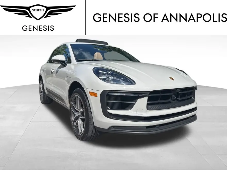 2024 Porsche Macan S photo 1