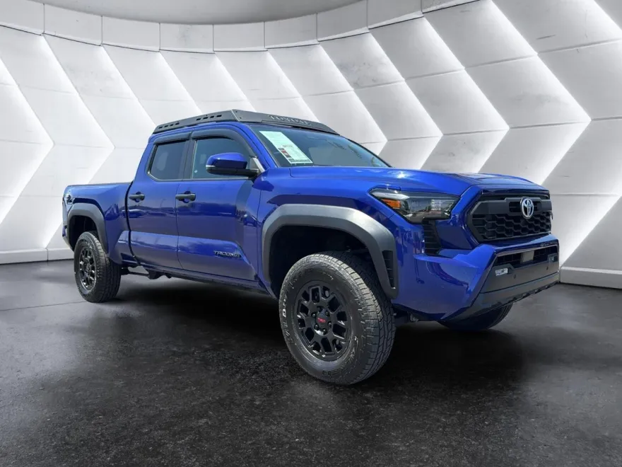 2024 Toyota Tacoma TRD Double Cab photo 1