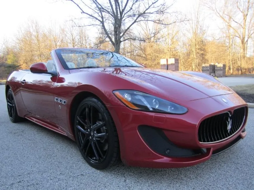 2016 Maserati Granturismo Sport photo 1