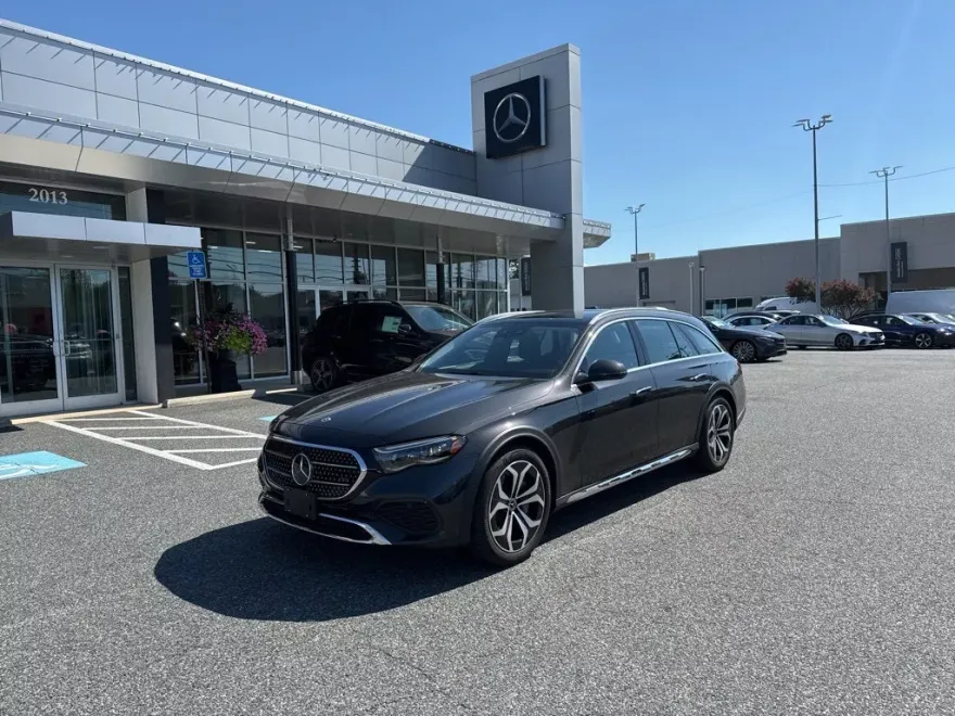 2025 Mercedes Benz E 450 4MATIC All-Terrain photo 1