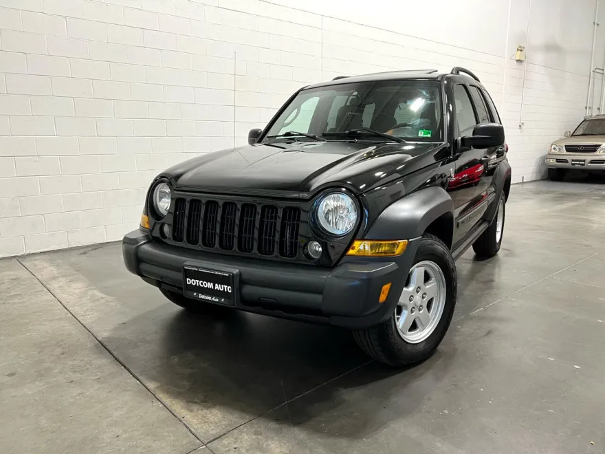 2006 Jeep Liberty Sport photo 1