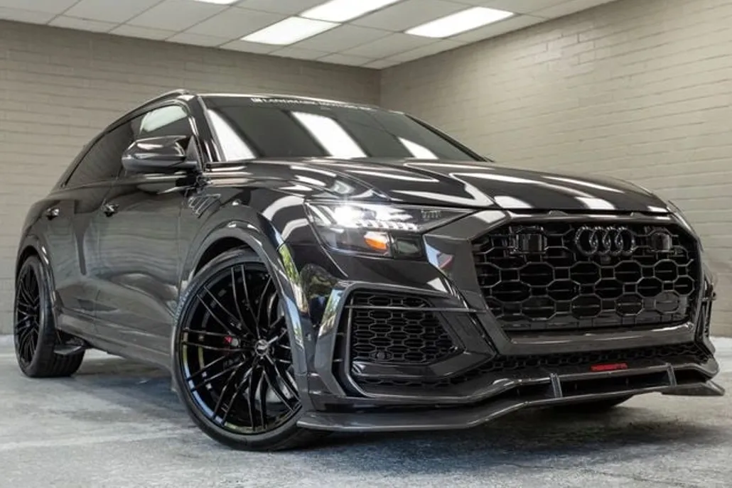 2021 Audi RS Q8 photo 1
