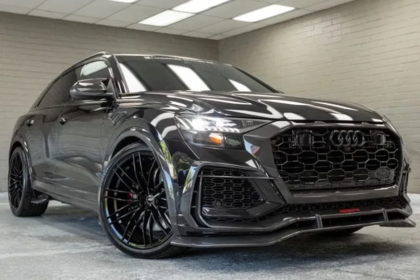 2021 Audi RS Q8 photo 1