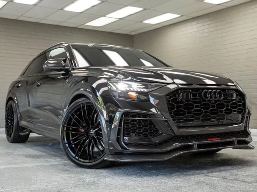 2021 Audi RS Q8 photo 1